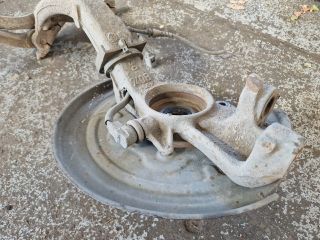 bontott VW PASSAT B5 Jobb első Csonkállvány Kerékaggyal