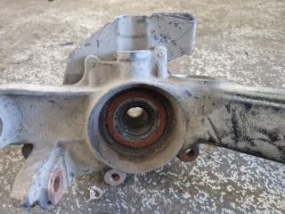bontott VW PASSAT B5 Jobb első Csonkállvány Kerékaggyal