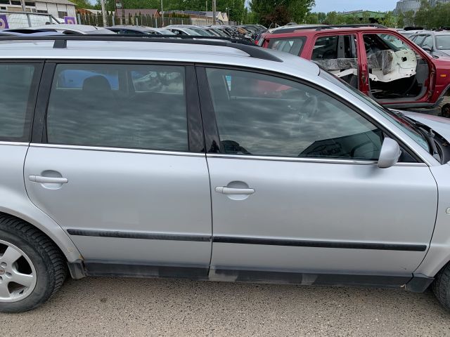 bontott VW PASSAT B5 Jobb első Csonkállvány Kerékaggyal