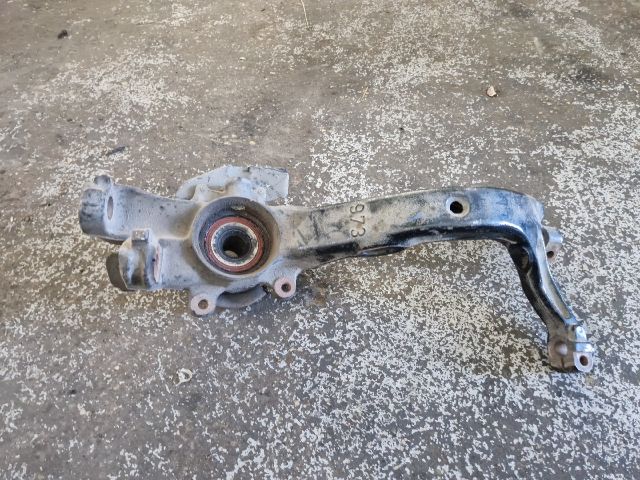 bontott VW PASSAT B5 Jobb első Csonkállvány Kerékaggyal