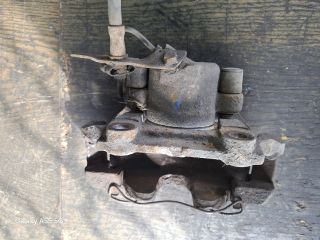 bontott VW PASSAT B5 Jobb első Féknyereg Munkahengerrel