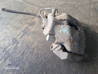 bontott VW PASSAT B5 Jobb első Féknyereg Munkahengerrel