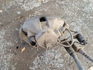 bontott VW PASSAT B5 Jobb első Féknyereg Munkahengerrel