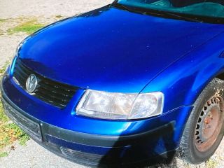 bontott VW PASSAT B5 Jobb első Féknyereg Munkahengerrel