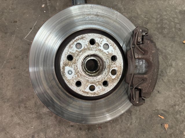 bontott VW PASSAT B5 Jobb első Gólyaláb (Lengécsillapító, Rugó)