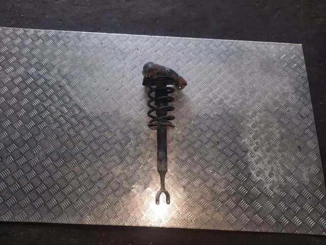 bontott VW PASSAT B5 Jobb első Gólyaláb (Lengécsillapító, Rugó)