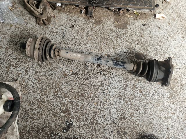 bontott VW PASSAT B5 Jobb Féltengely