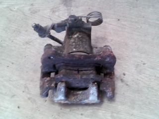 bontott VW PASSAT B5 Jobb hátsó Féknyereg Munkahengerrel