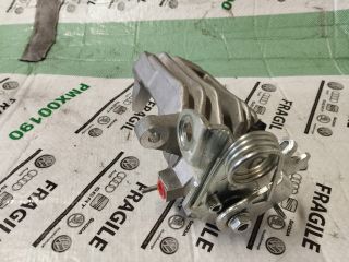 bontott VW PASSAT B5 Jobb hátsó Féknyereg Munkahengerrel