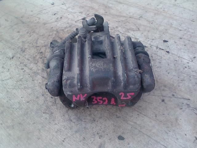 bontott VW PASSAT B5 Jobb hátsó Féknyereg Munkahengerrel