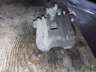 bontott VW PASSAT B5 Jobb hátsó Féknyereg Munkahengerrel