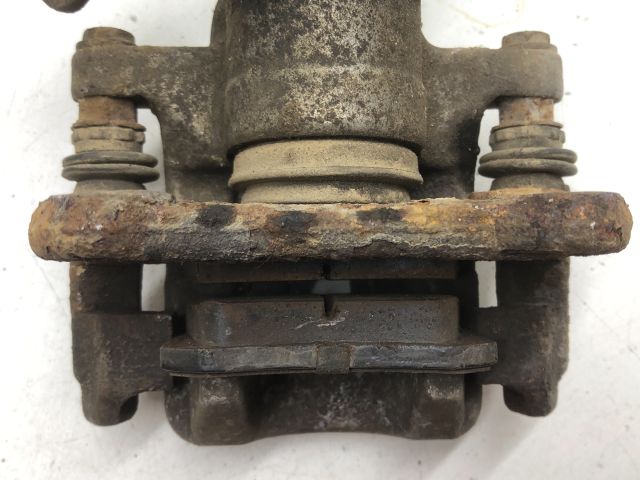 bontott VW PASSAT B5 Jobb hátsó Féknyereg Munkahengerrel