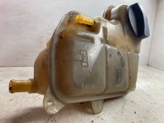 bontott VW PASSAT B5 Kiegyenlítő Tartály