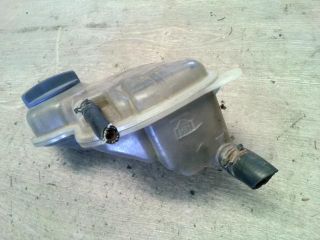 bontott VW PASSAT B5 Kiegyenlítő Tartály