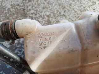 bontott VW PASSAT B5 Kiegyenlítő Tartály