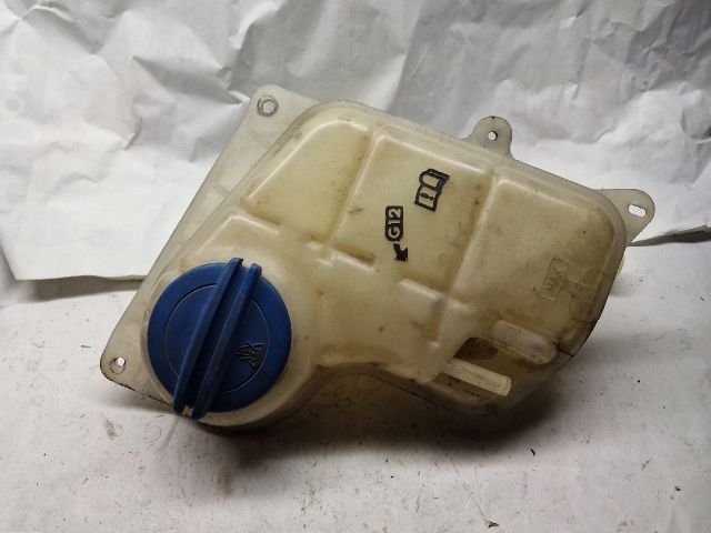 bontott VW PASSAT B5 Kiegyenlítő Tartály