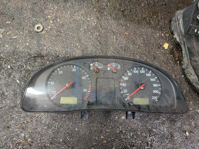 bontott VW PASSAT B5 Kilométeróra
