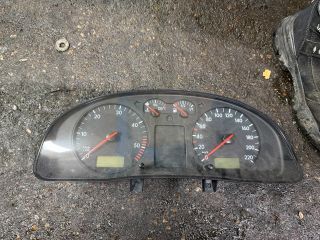 bontott VW PASSAT B5 Kilométeróra