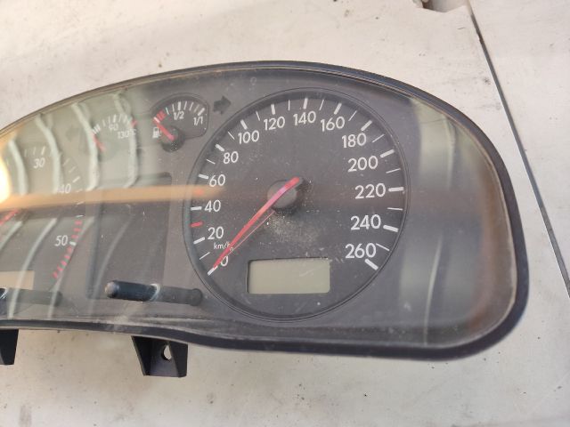 bontott VW PASSAT B5 Kilométeróra