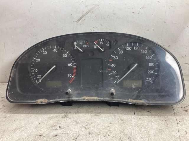 bontott VW PASSAT B5 Kilométeróra