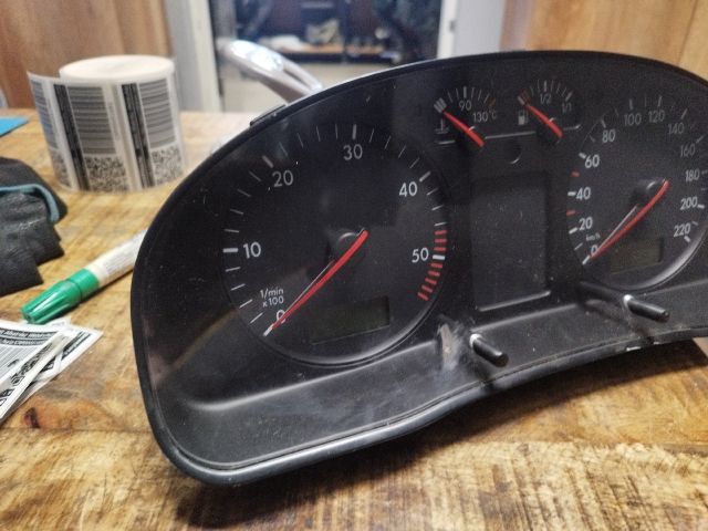 bontott VW PASSAT B5 Kilométeróra