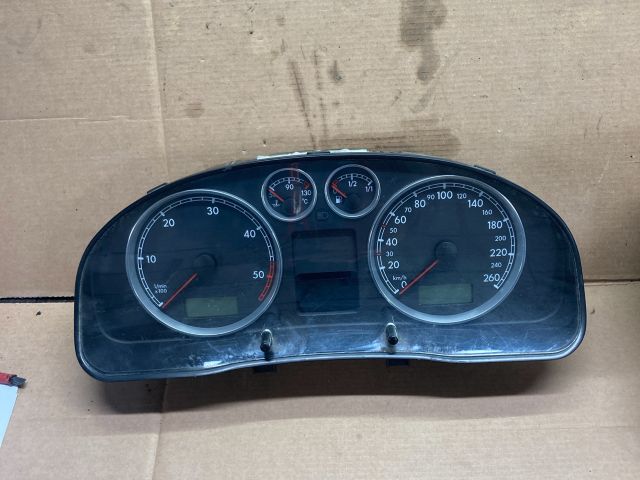 bontott VW PASSAT B5 Kilométeróra