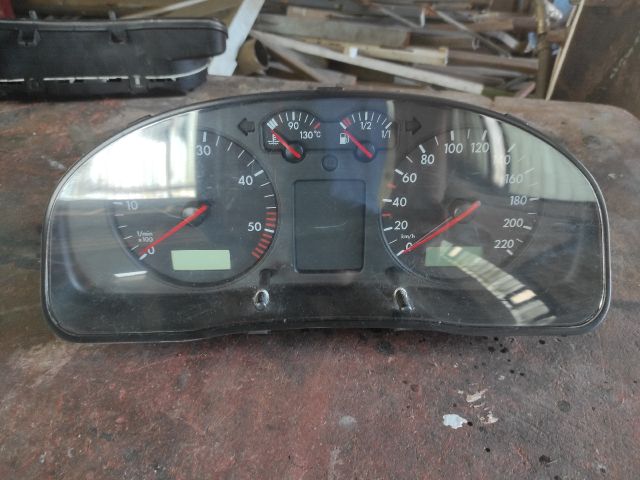 bontott VW PASSAT B5 Kilométeróra