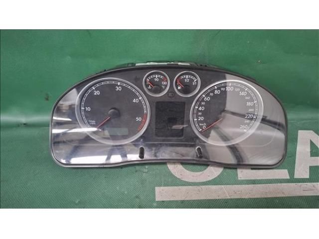 bontott VW PASSAT B5 Kilométeróra