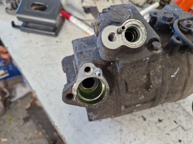 bontott VW PASSAT B5 Klímakompresszor