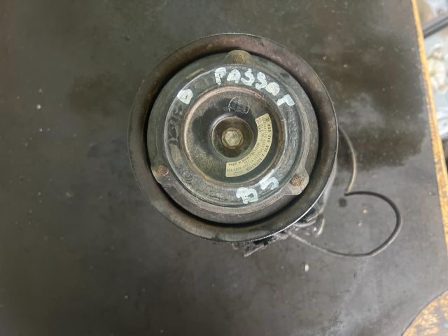 bontott VW PASSAT B5 Klímakompresszor