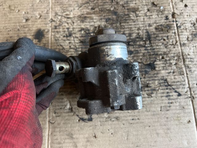 bontott VW PASSAT B5 Kormányszervó Motor (Hidraulikus)