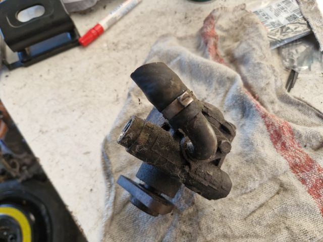 bontott VW PASSAT B5 Kormányszervó Motor (Hidraulikus)