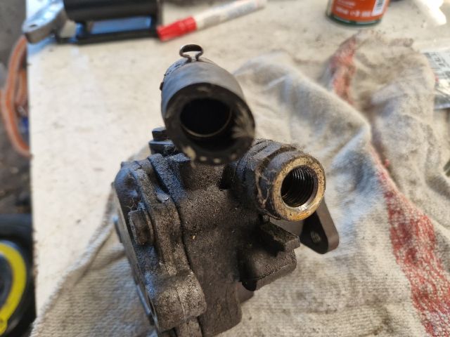 bontott VW PASSAT B5 Kormányszervó Motor (Hidraulikus)