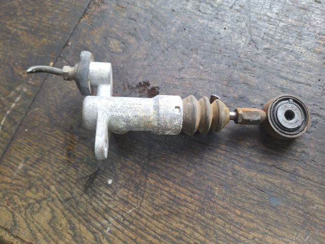 bontott VW PASSAT B5 Kuplung Munkahenger