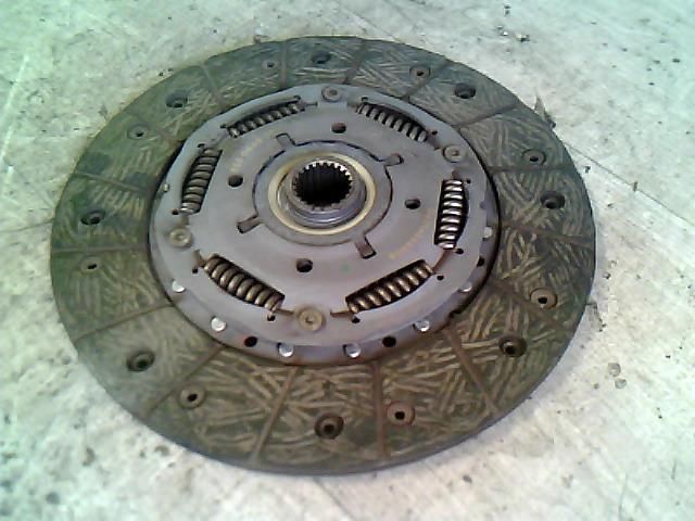 bontott VW PASSAT B5 Kuplung Tárcsa