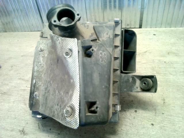 bontott VW PASSAT B5 Légszűrő Ház