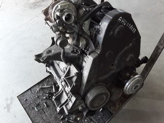 bontott VW PASSAT B5 Motor (Fűzött blokk hengerfejjel)