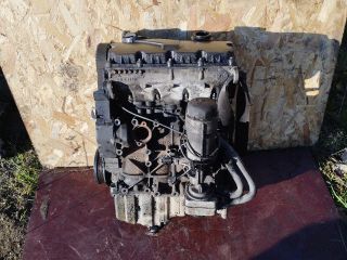 bontott VW PASSAT B5 Motor (Fűzött blokk hengerfejjel)