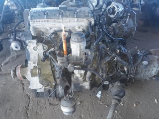 bontott VW PASSAT B5 Motor (Fűzött blokk hengerfejjel)