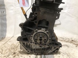 bontott VW PASSAT B5 Motor (Fűzött blokk hengerfejjel)