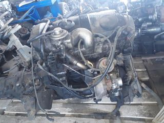 bontott VW PASSAT B5 Motor (Fűzött blokk hengerfejjel)