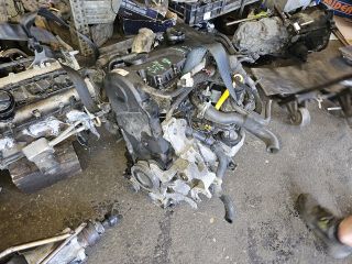 bontott VW PASSAT B5 Motor (Fűzött blokk hengerfejjel)