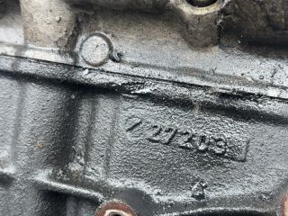 bontott VW PASSAT B5 Motor (Fűzött blokk hengerfejjel)