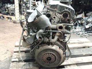 bontott VW PASSAT B5 Motor (Fűzött blokk hengerfejjel)