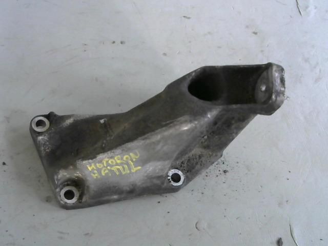 bontott VW PASSAT B5 Motor Tartó Bak (Fém)