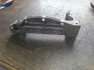 bontott VW PASSAT B5 Motor Tartó Bak (Fém)