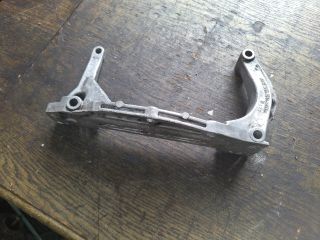 bontott VW PASSAT B5 Motor Tartó Bak (Fém)