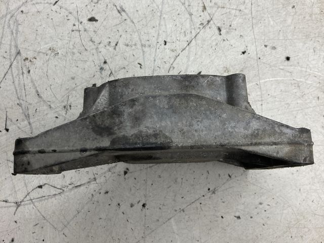 bontott VW PASSAT B5 Motor Tartó Bak (Pozíciófüggetlen)