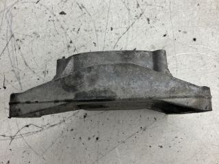 bontott VW PASSAT B5 Motor Tartó Bak (Pozíciófüggetlen)