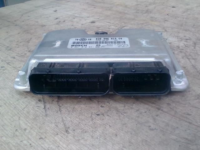 bontott VW PASSAT B5 Motorvezérlő